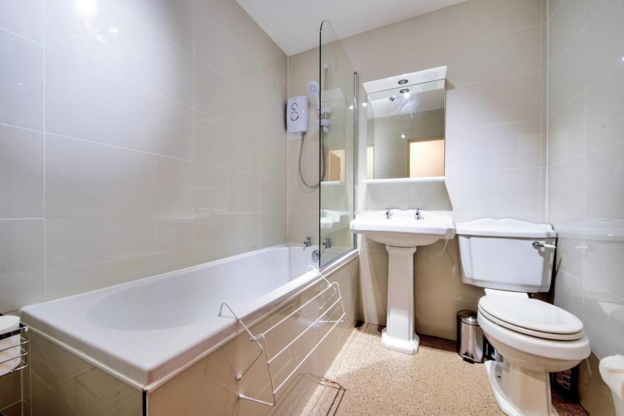 Guestready - Apartment In The Historic Grassmarket For 2 Guests Edinburgh Bagian luar foto